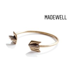 Pave Arrowtip Cuff